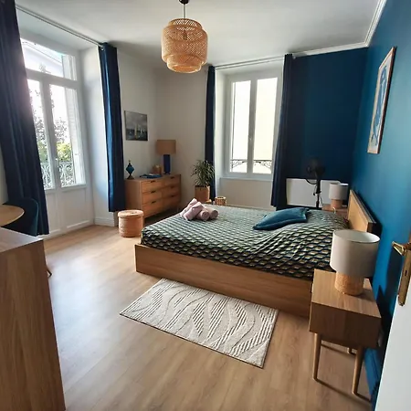 Logis Cosy Du Centre アパート エクスレバン